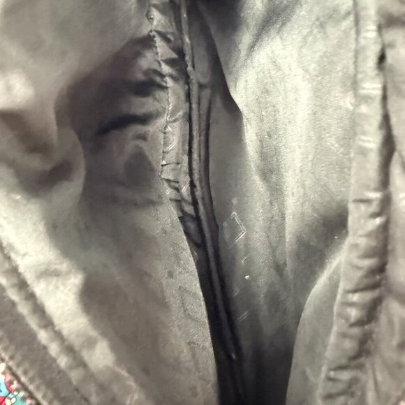 Vera Bradley Essential Small Sling Backpack Bag Haymarket Paisley Colorful NWOT - Picture 14 of 16